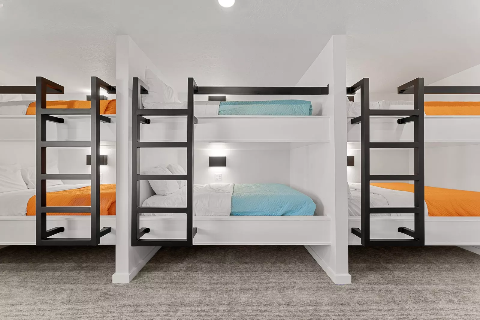 3 Double / Double Bunks