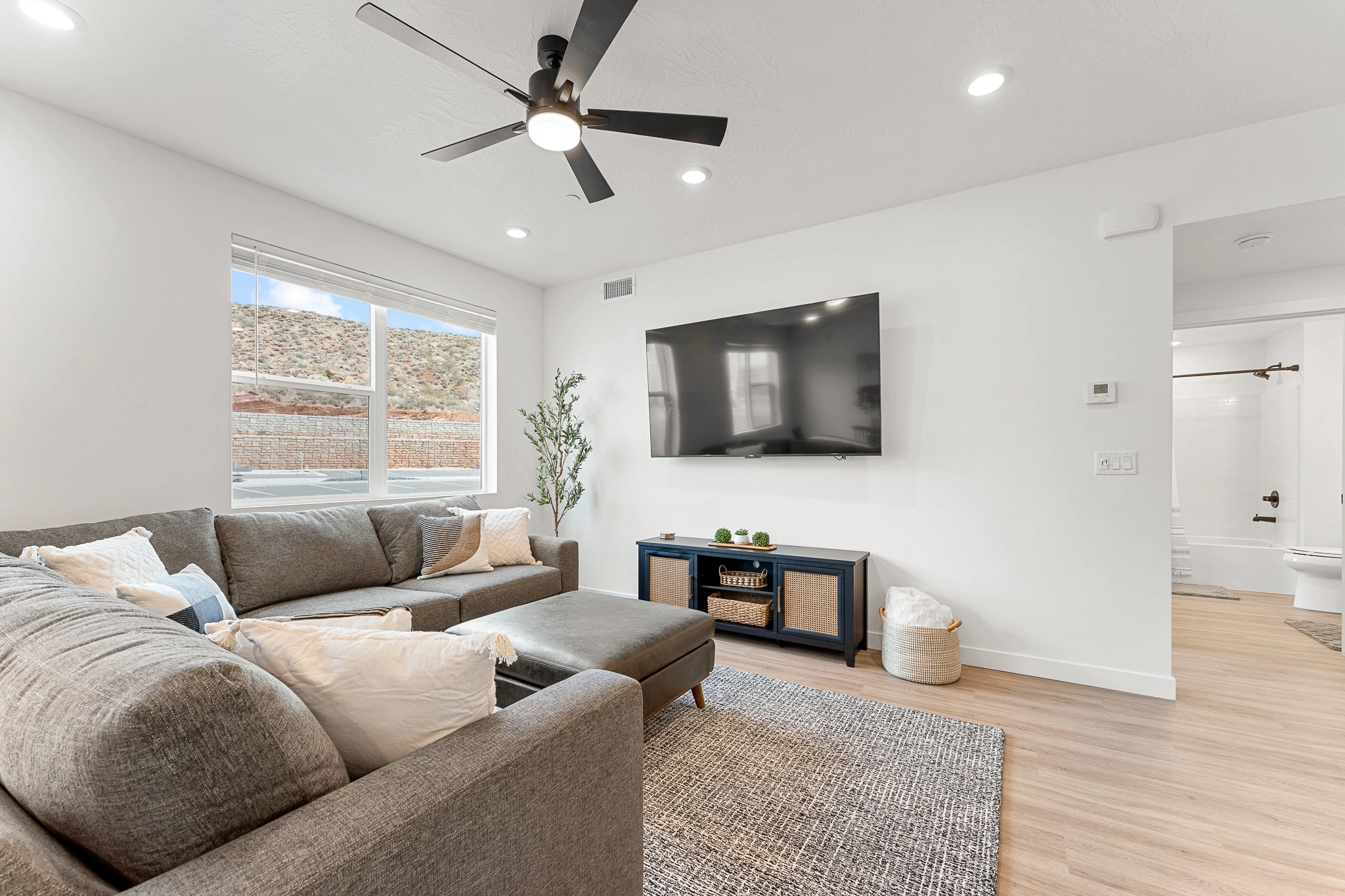 GETAWAY ゲッタウェイ Gateway Getaway #102 - 2 bedroom Condo in Hurricane