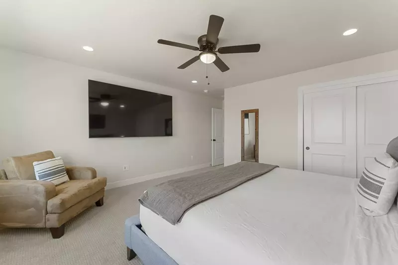 King Bedroom