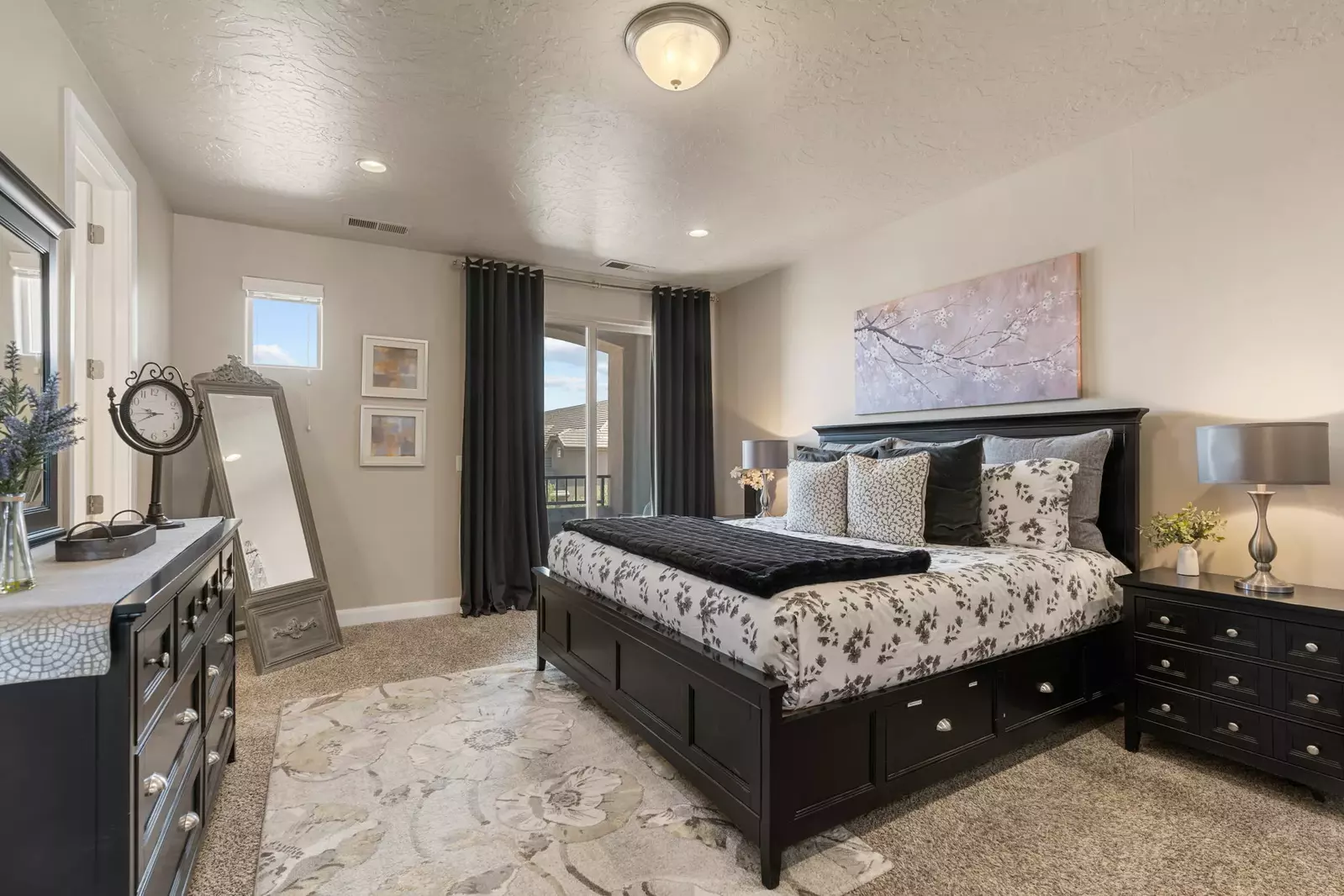 Master Bedroom 1 King and 1 Twin/Trundle