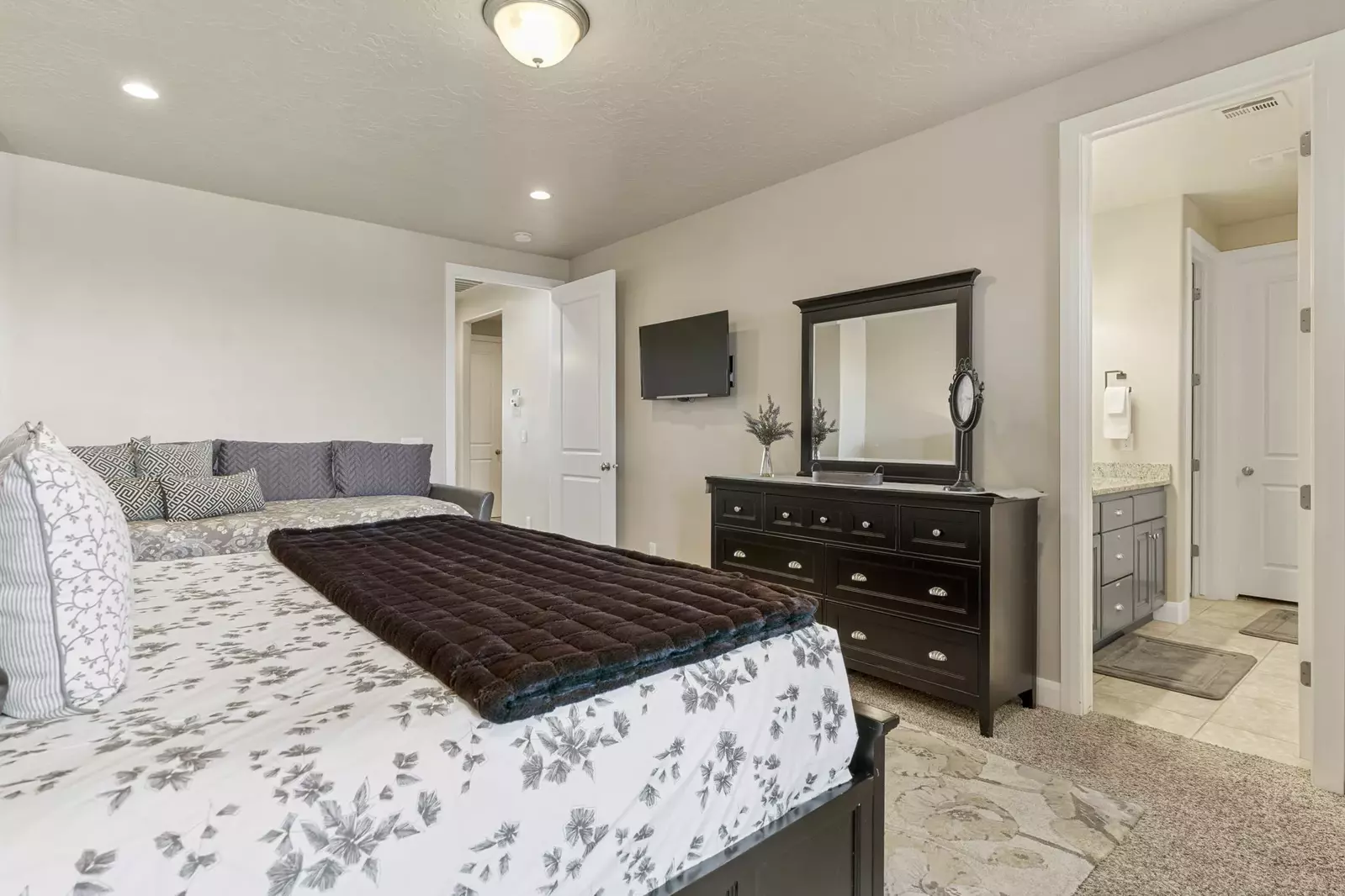 King Bedroom
