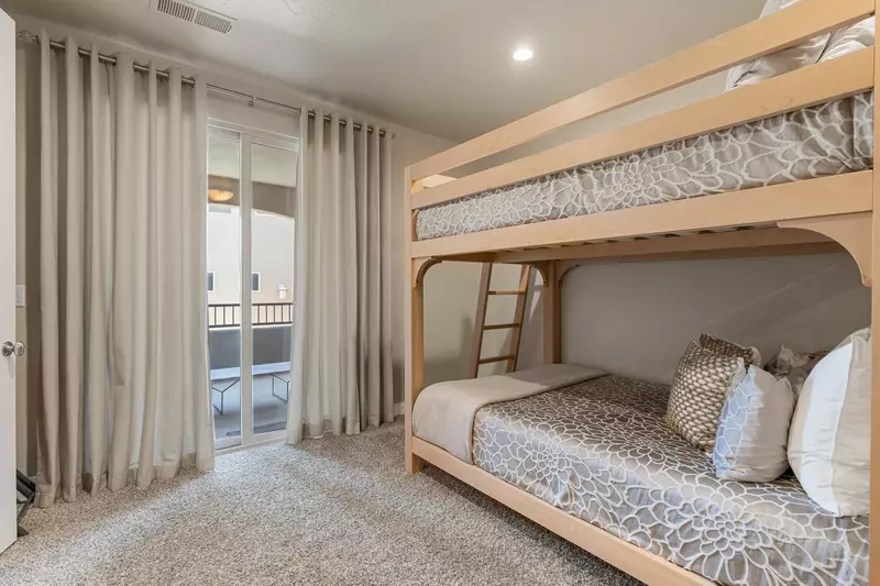 Loft Bedroom Bunk Beds
