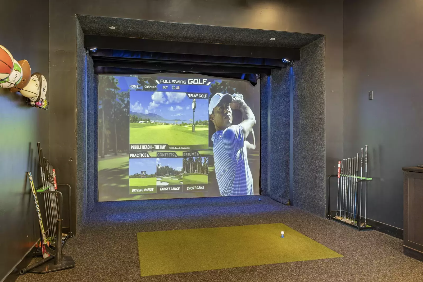 Pecan Valley Resort Golf Simulator