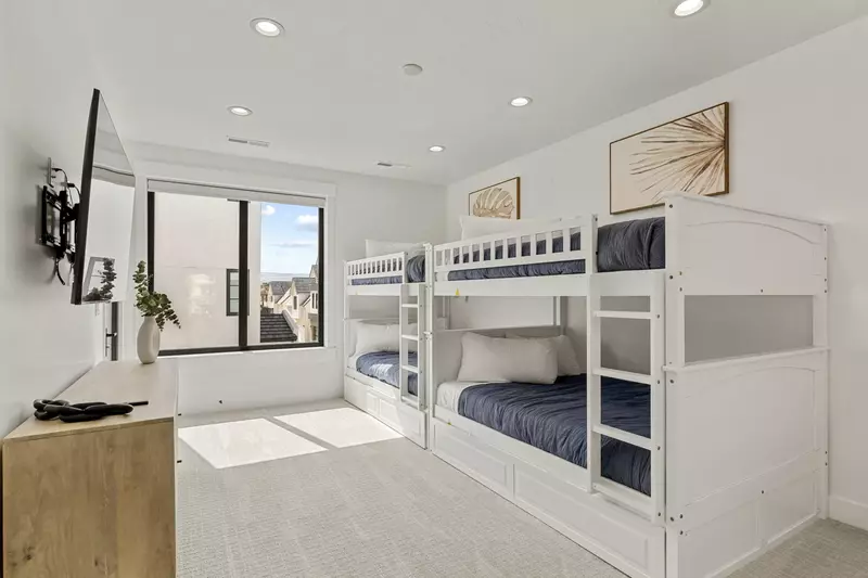 Two Full Bunks with Trundles