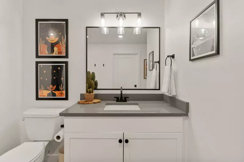 Fully Bathroom