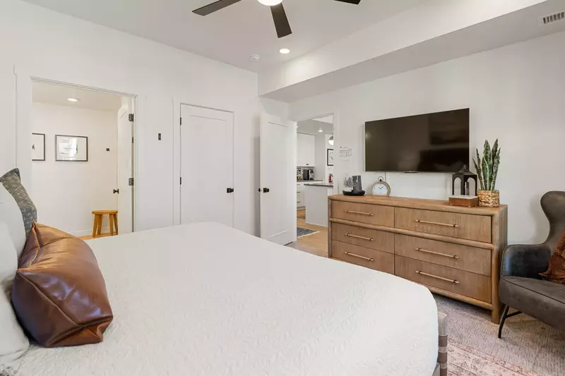 King Bedroom