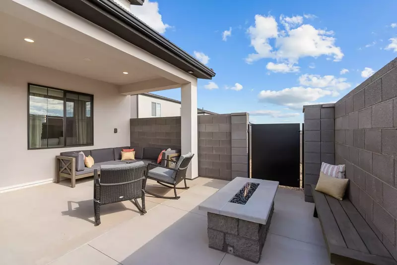 Outdoor Seating + Fire Table