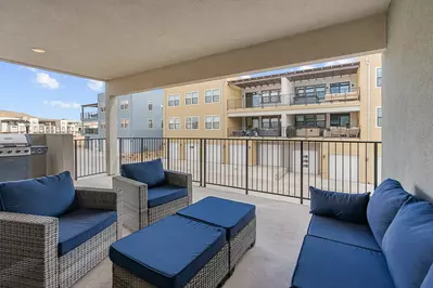 Patio/ Deck