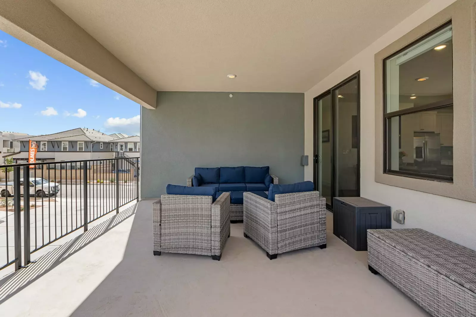 Patio/ Deck