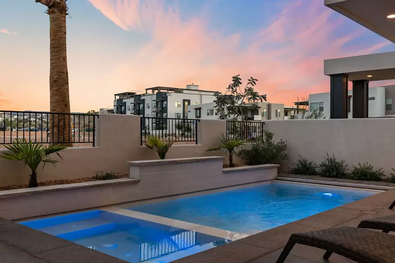 Private Pool