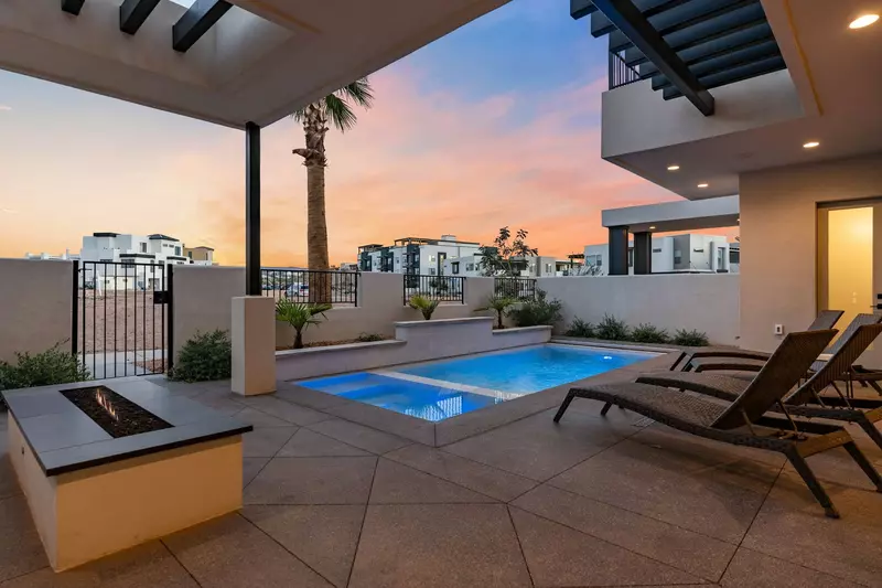 Private Pool