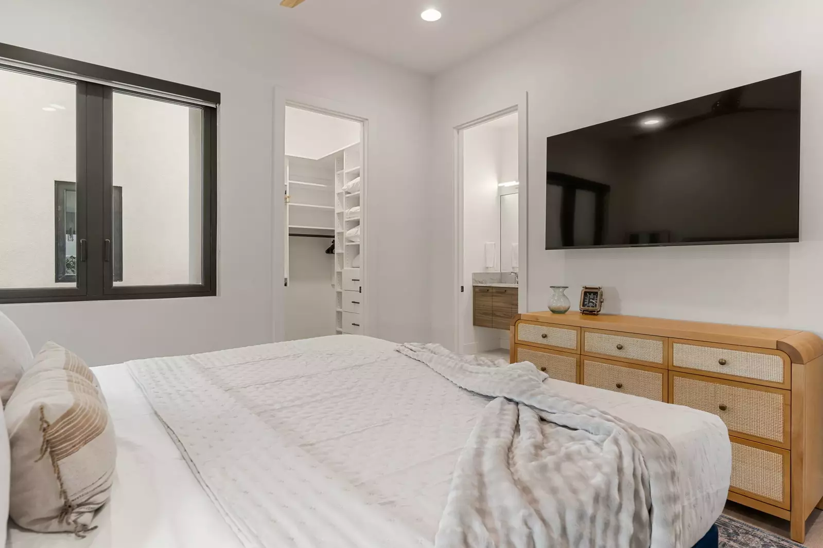 King Bedroom