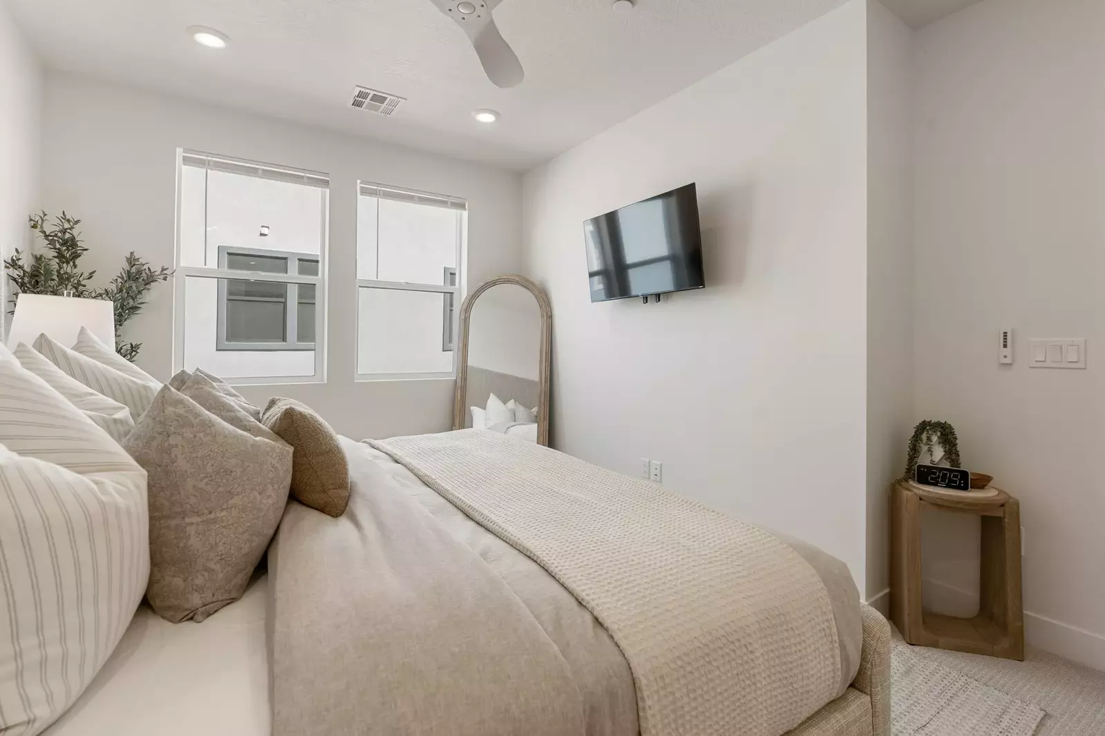 King Bedroom