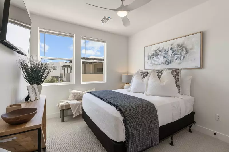 Queen Bedroom