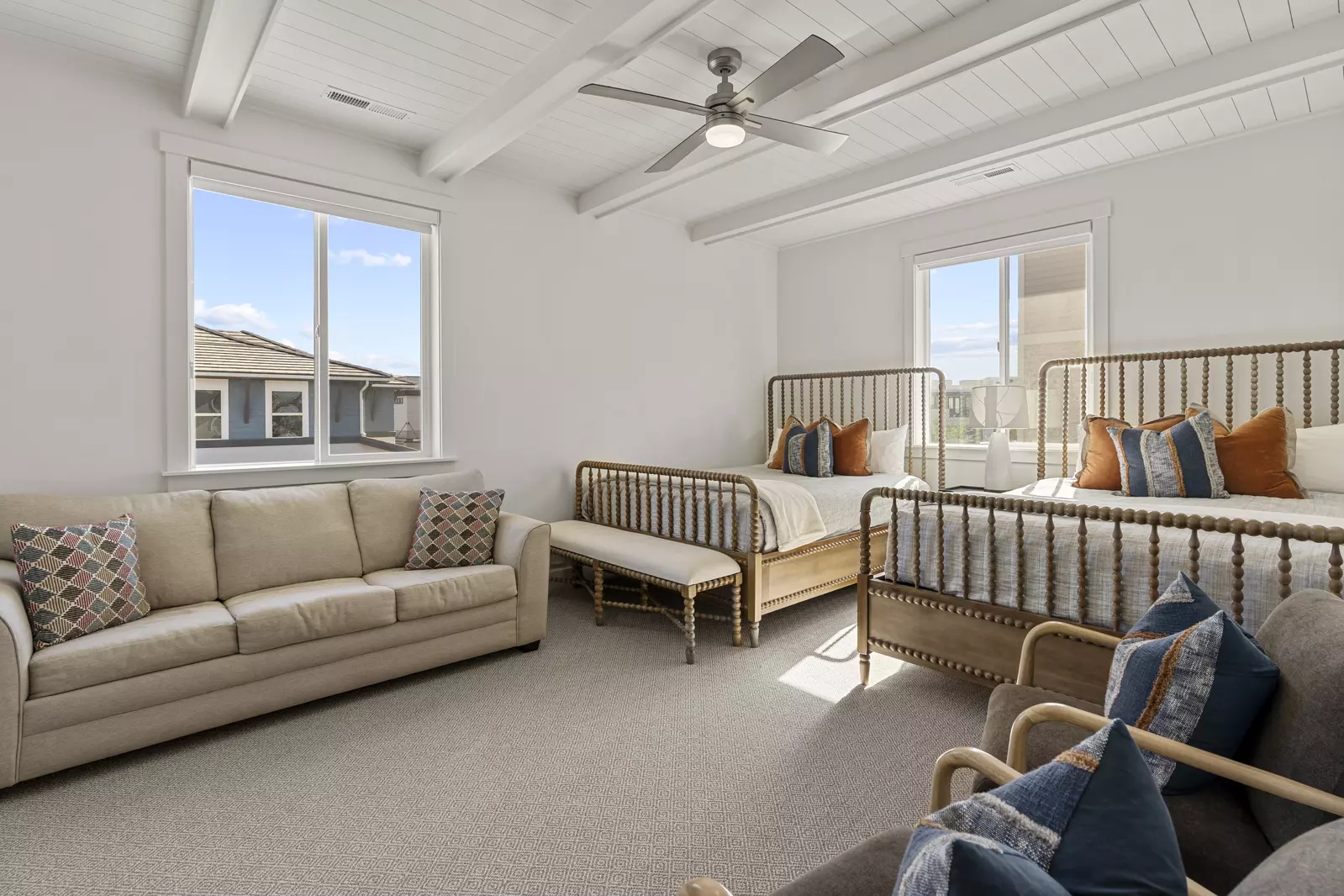 2 Queen Beds, Full Sofa Sleeper