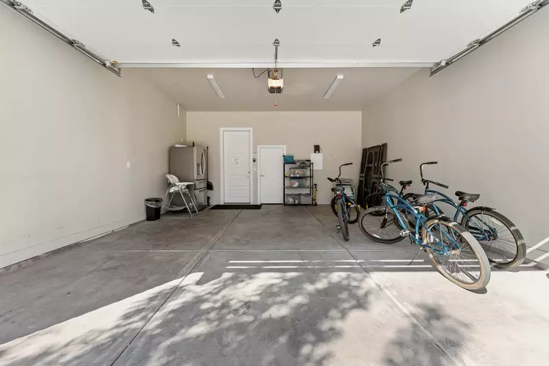 2Garage with Bikes