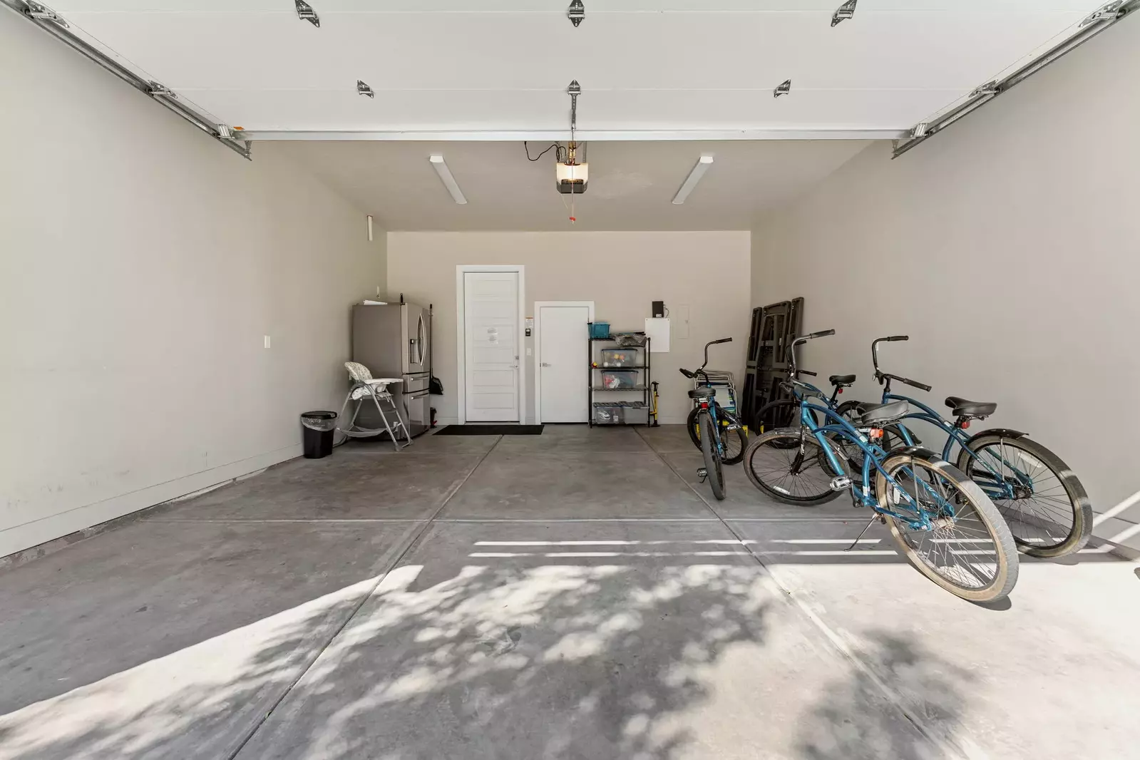 2Garage with Bikes