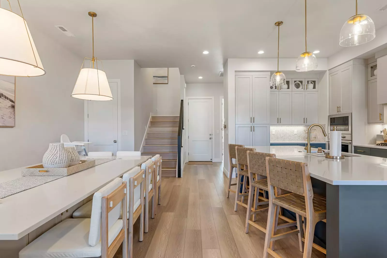 Fully Equipped Kitchen + Dining Area
