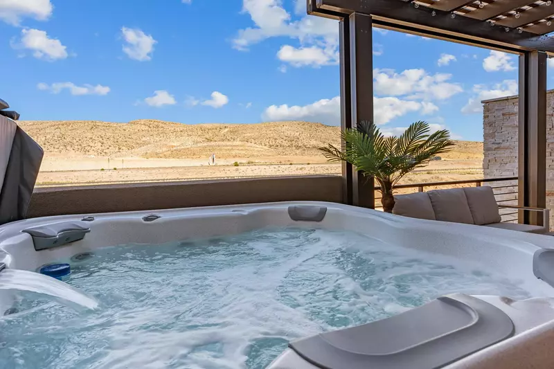 Private Hot Tub