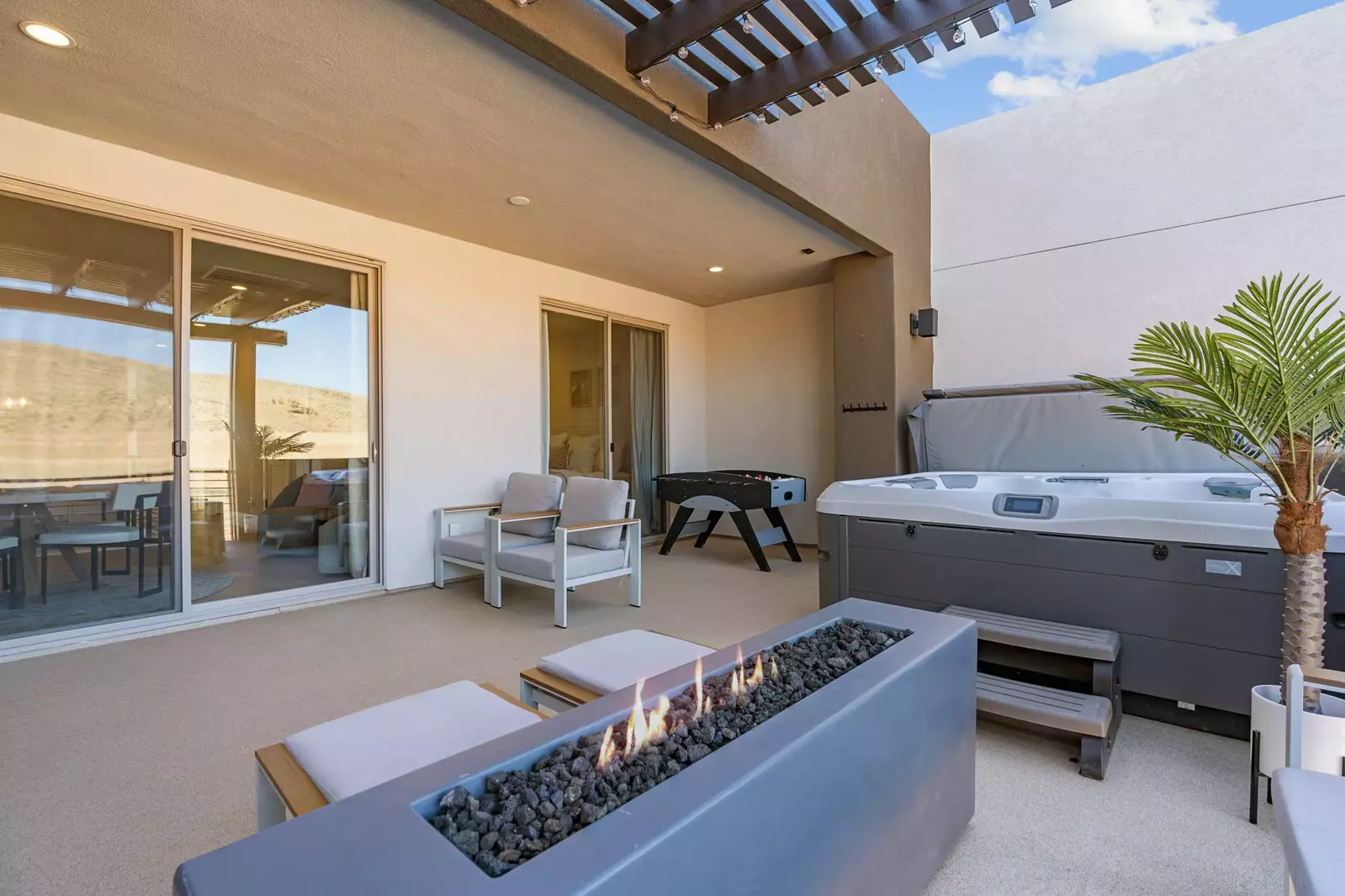 Private Hot Tub + Fire Table + Foosball