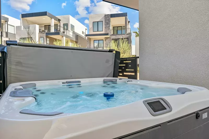 Private Hot Tub
