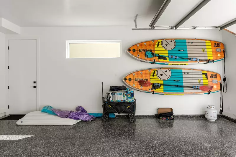 Garage Amenities
