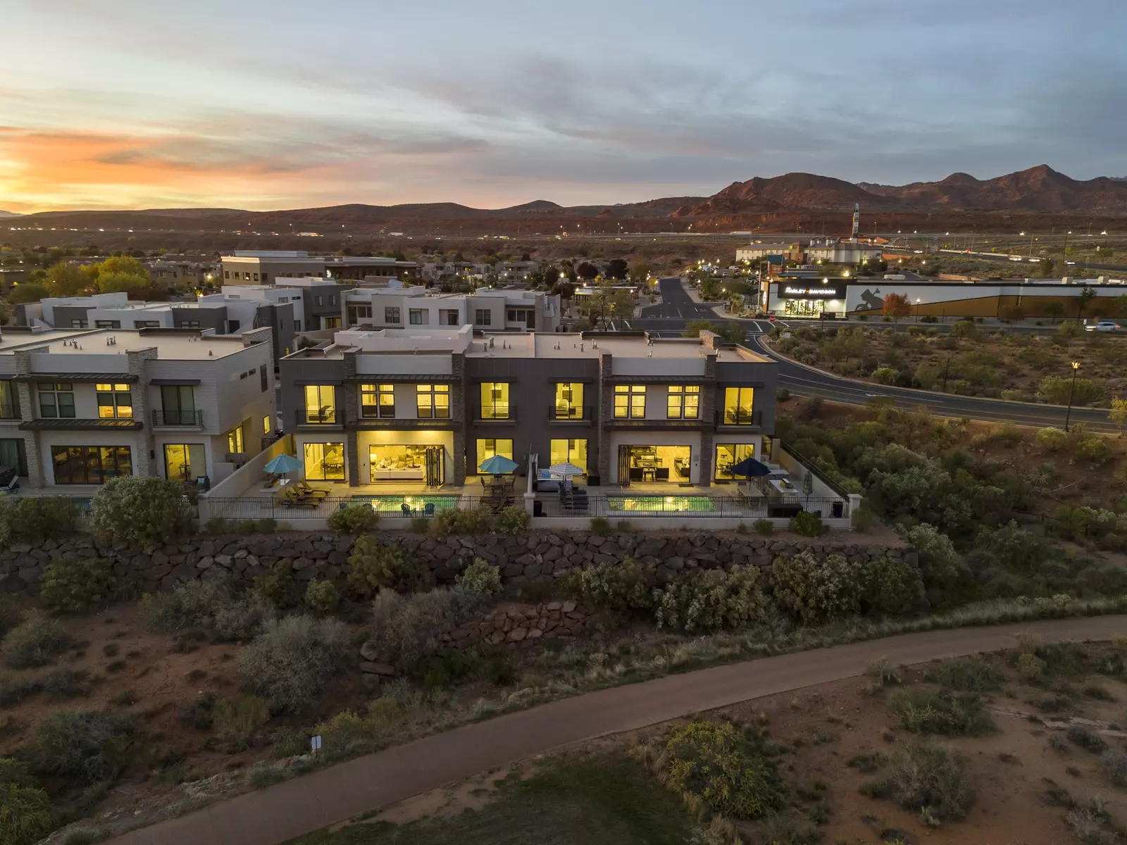 2 Side by Side Properties