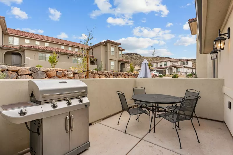 BBQ Grill + Patio Seating