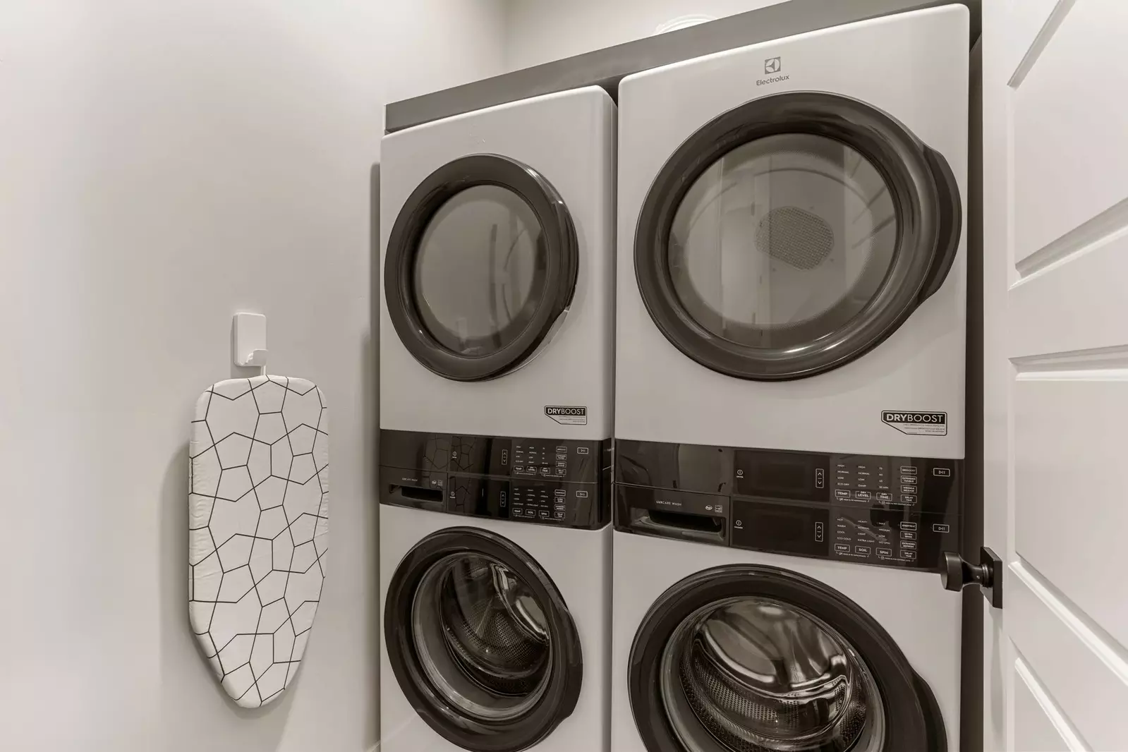 Double Washer + Dryer