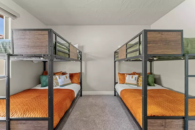 2 Double/Double Bunks