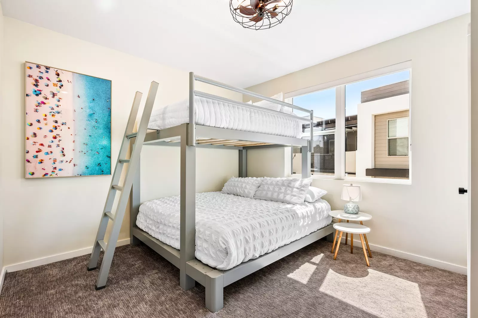 Queen over King bunkbed