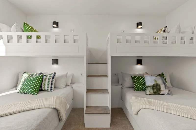 Bunk Room (2 T/Q Bunks)