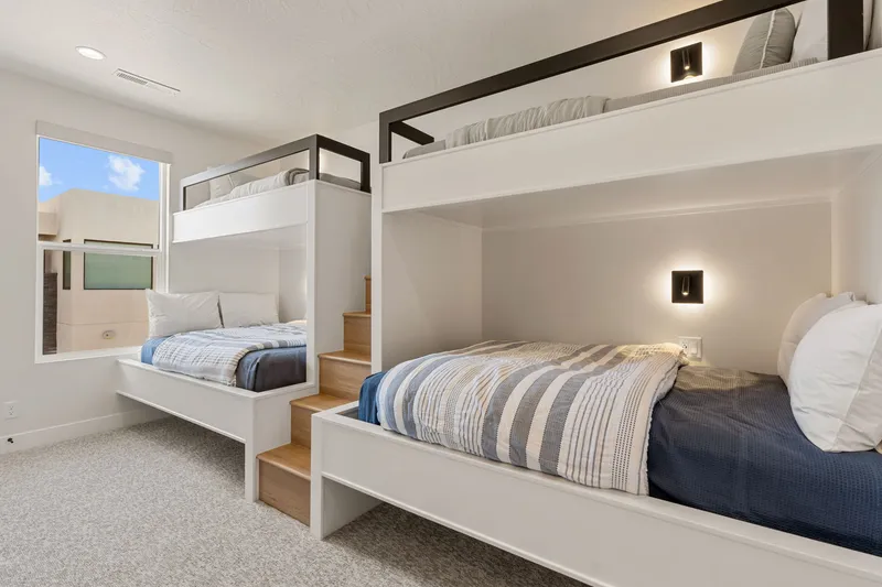 Two Twin/Double Bunks