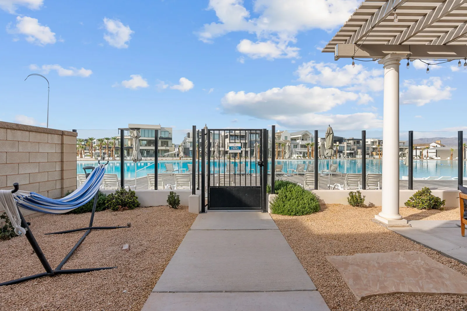 Private Lagoon Entrance