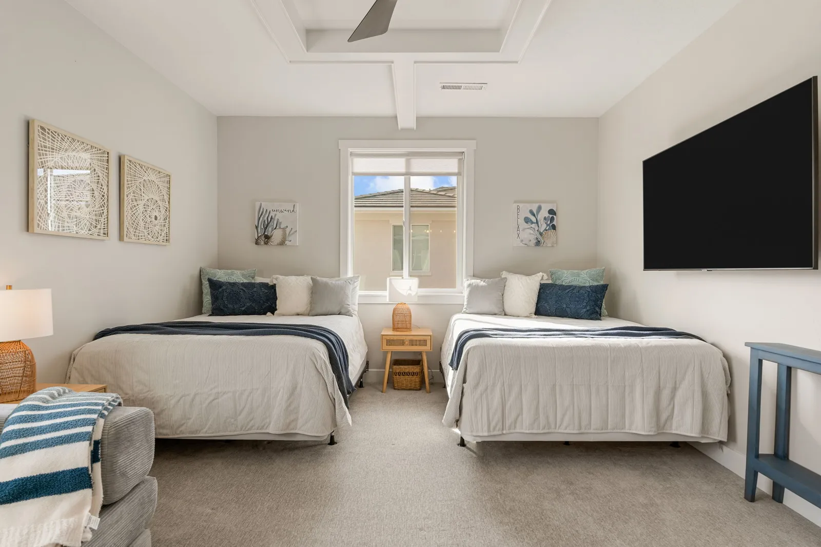 2 Queen Bed/Attached Bath