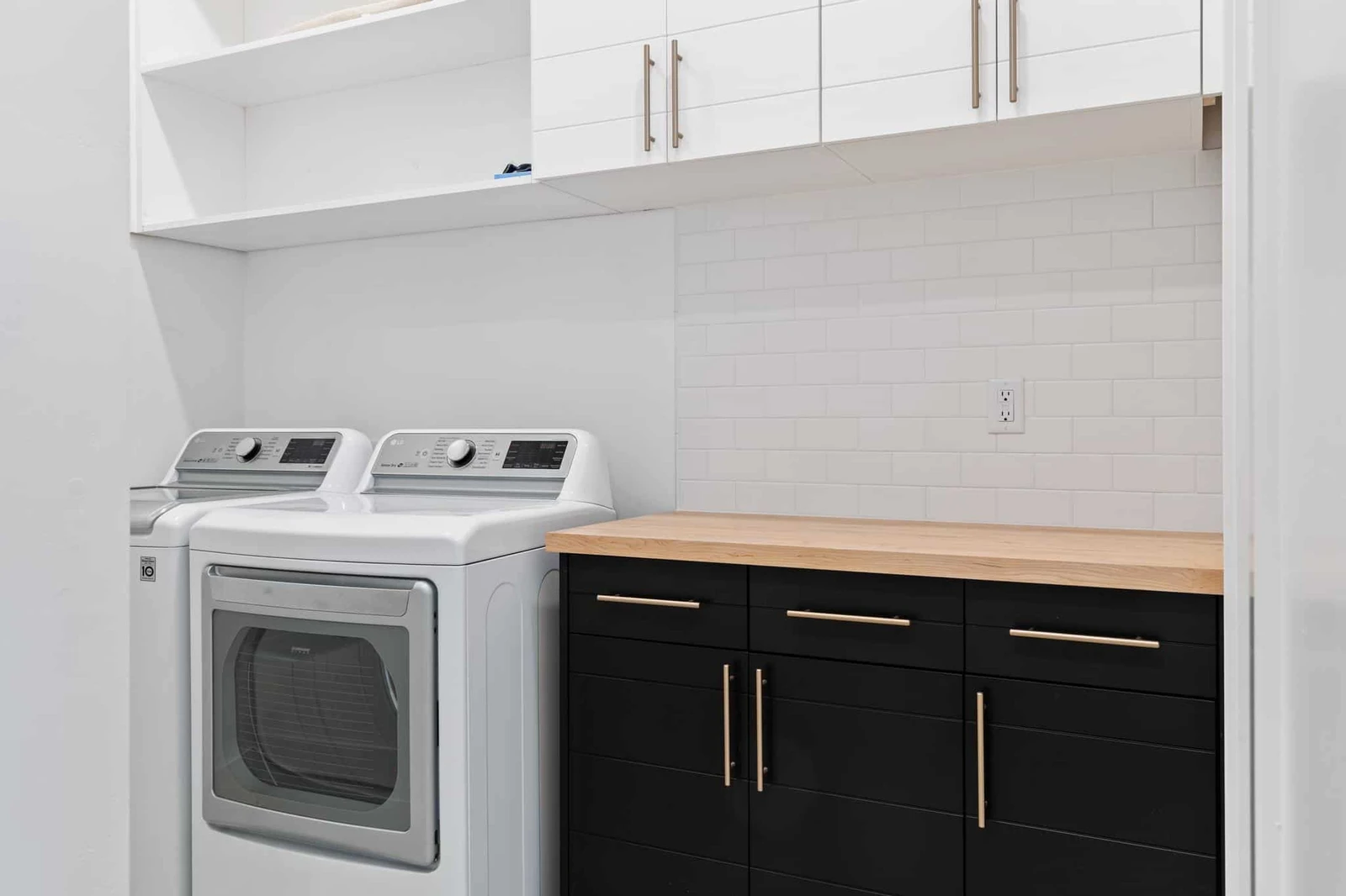 Washer / Dryer: House 2