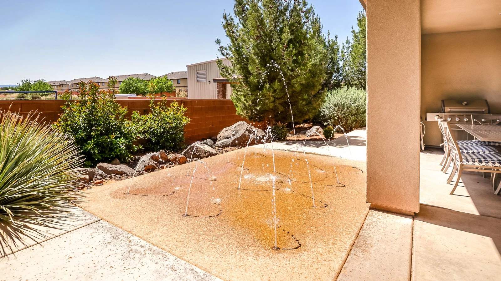 Backyard: Private Splash Pad