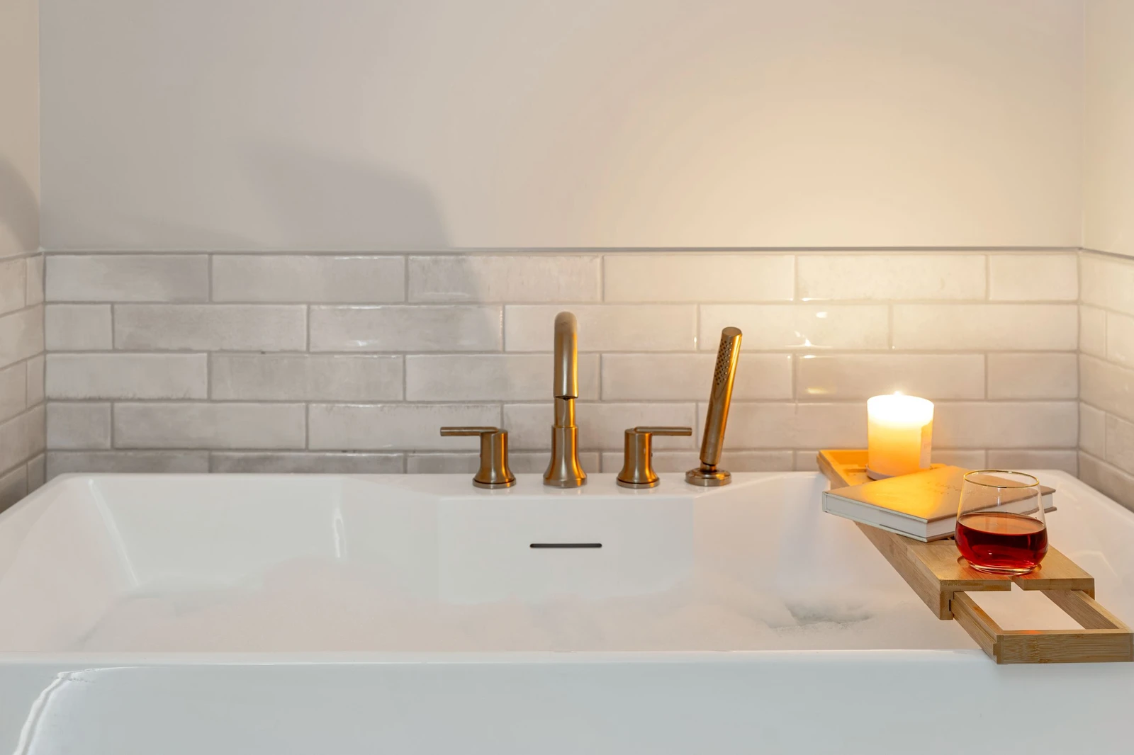Bathtub