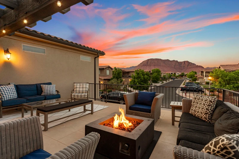Deck With Fire Pit and Amazing Views