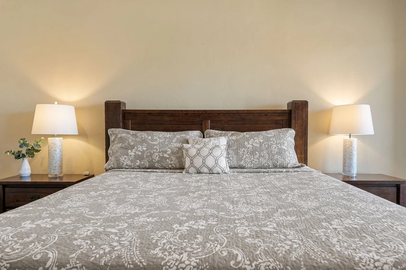 2nd Floor King Master Suite