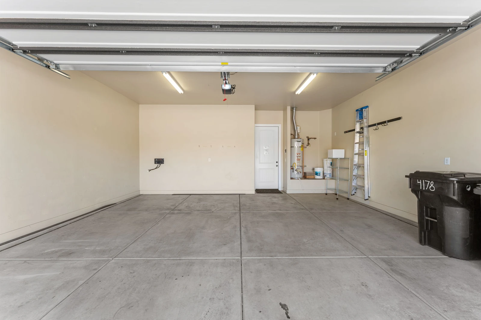 2 Car Garage