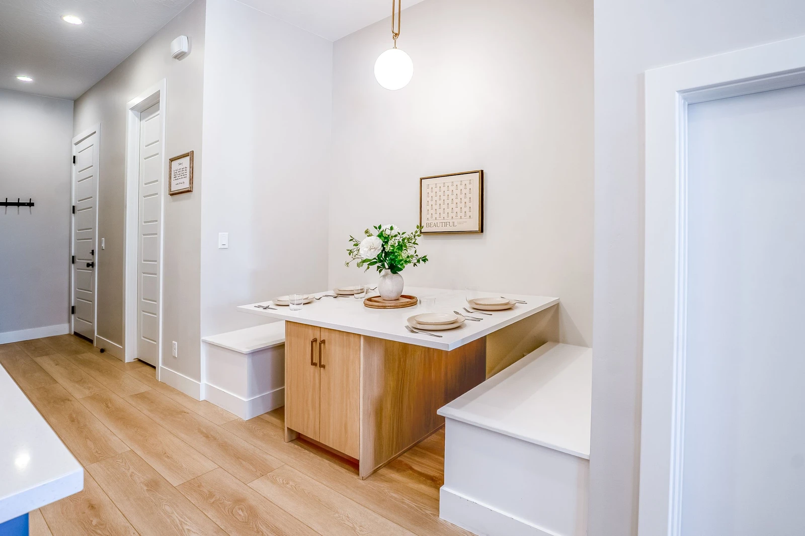Breakfast nook