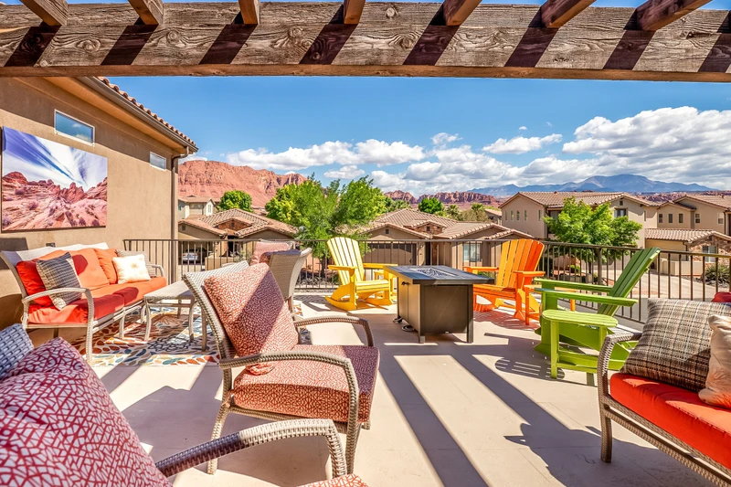 Upper Deck with views of Snow Canyon