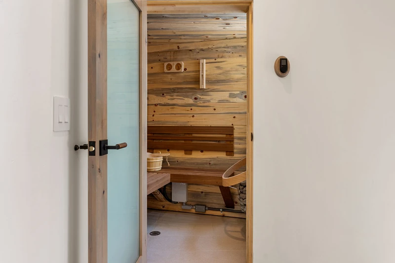 Private Heated Sauna