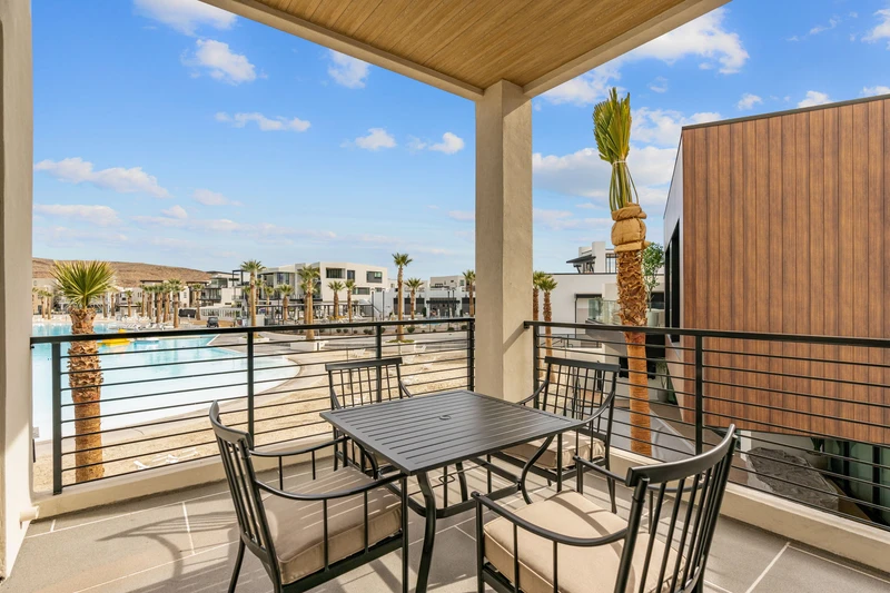 Unit A - Outdoor Seating