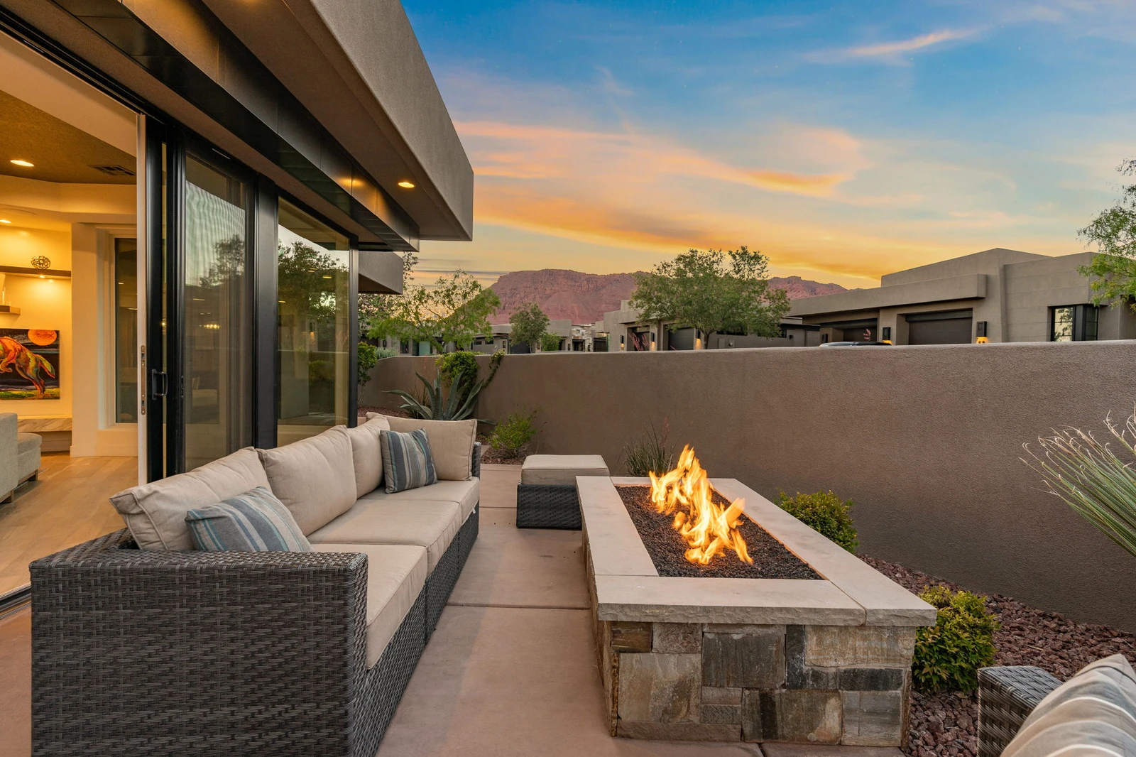 5-web-or-mls-1355-snow-canyon-pkwy-24