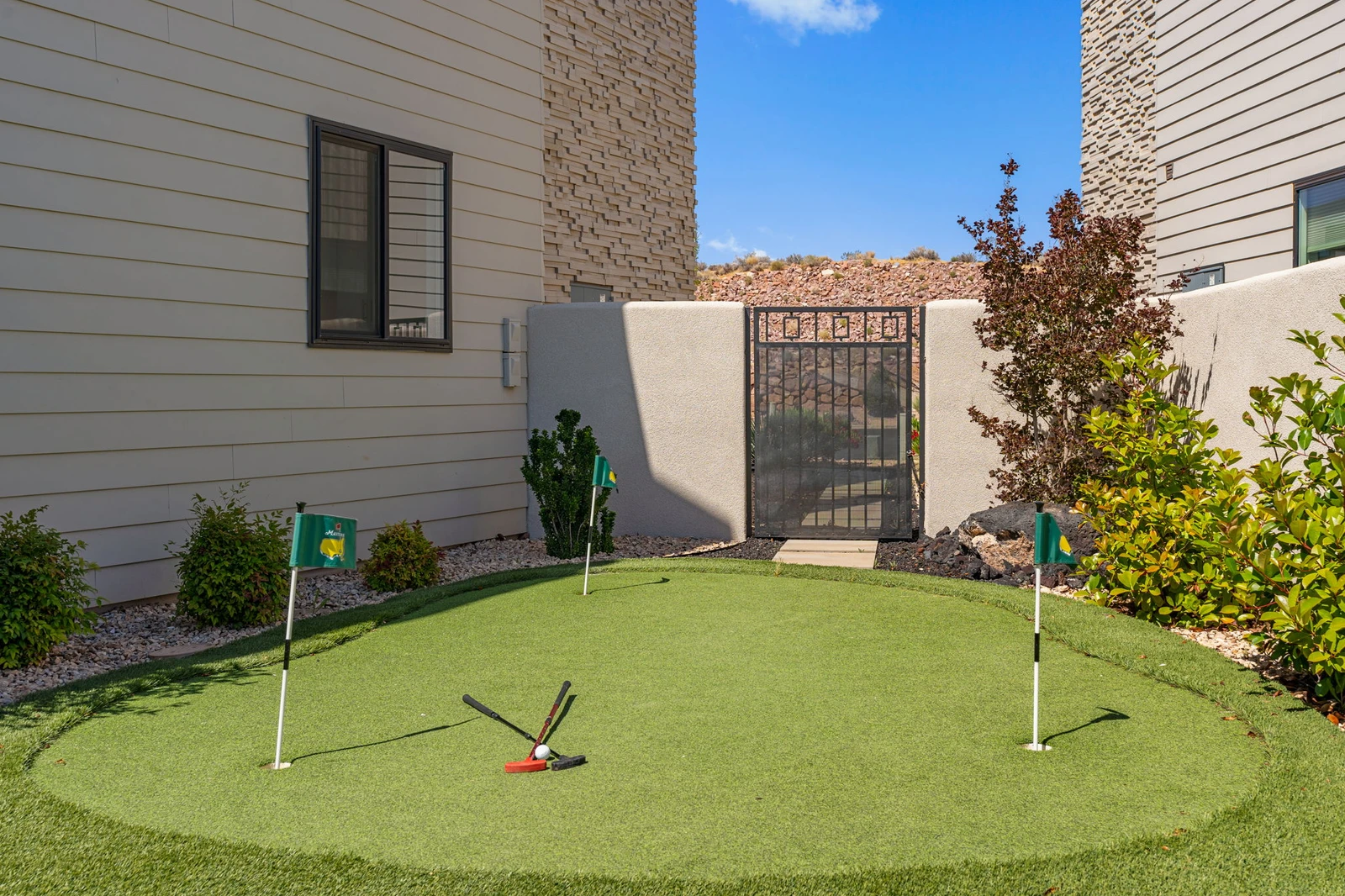 Private Putting Green