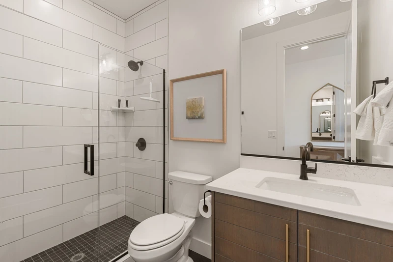 Upstairs Bathroom