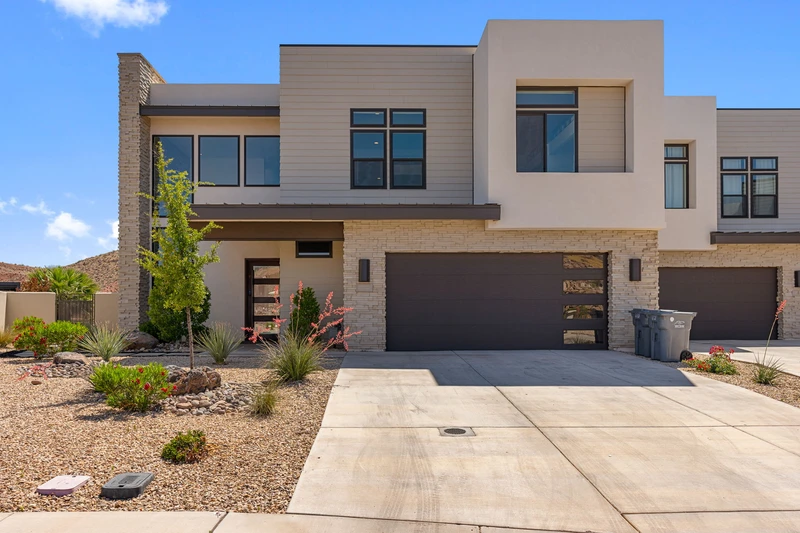 Exterior Front Of Unit