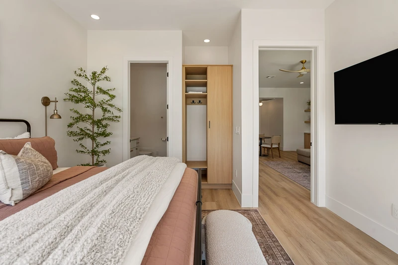 Unit A - King Bedroom